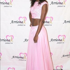 Light pink 2 piece prom/ homecoming dress